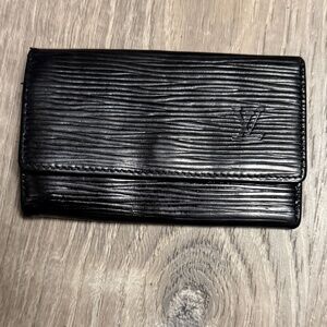 Louis Vuitton Black Epi Leather 6-Ring Key Holder Wallet